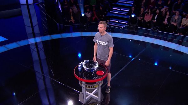 Minute To Win It - Team Travasy