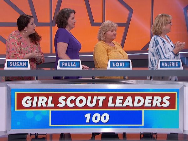 America Says - Girl Scout Leaders vs. The Washingtons