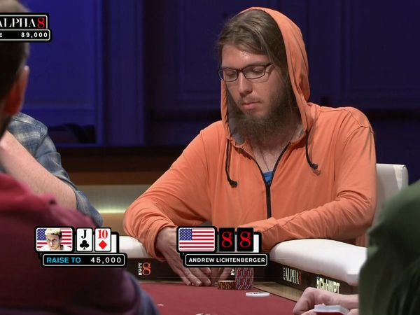 World Poker Tour: Alpha 8 - WPT Alpha8 Las Vegas - Day 1, Part 7, Playdown
