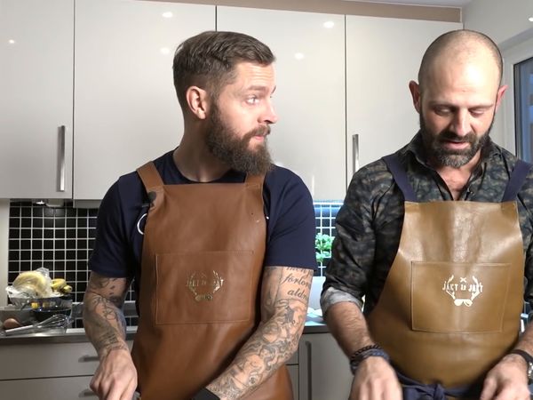Jakt är Jakt - Danne Och Jompen Lagar Mat & Hundförarbössor
