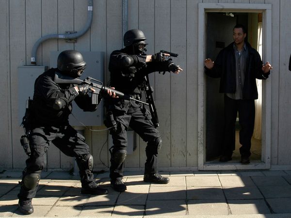 Os Arquivos do FBI - Vende-se terror