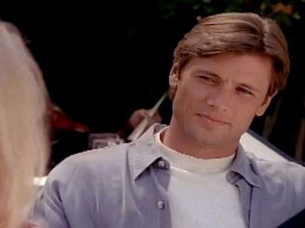 Melrose Place - Inga förpliktelser