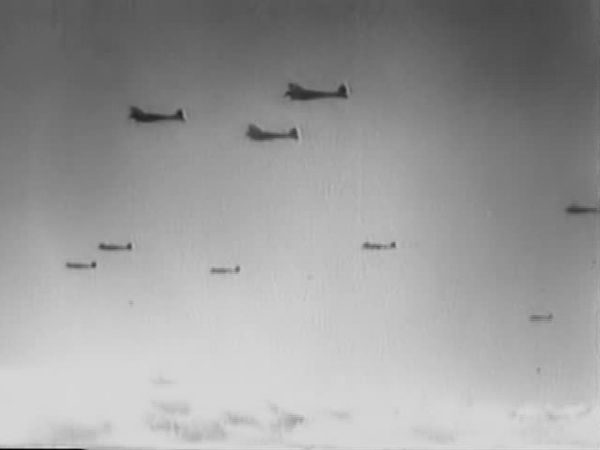 World War II Diaries - The Complete War Report - 1940 August