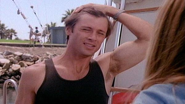 Melrose Place - Jeg er nysgerrig, Melrose