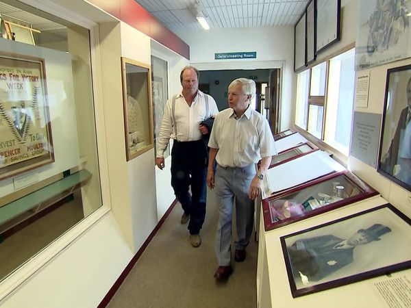 Antiques Road Trip - James Braxton and Helen Hall, Day 3