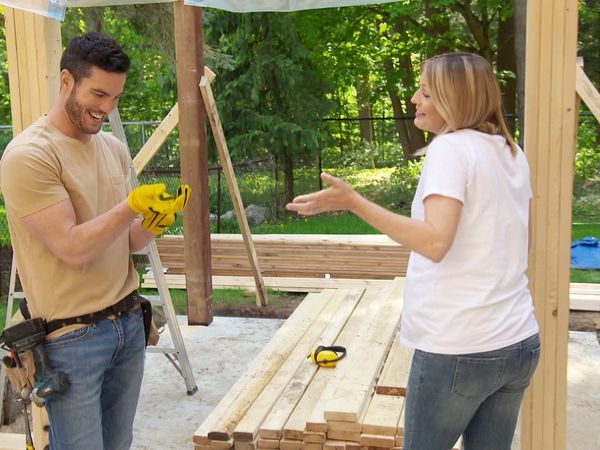 Backyard Builds - Pam & Kevin- Cozy Cabin Workshop