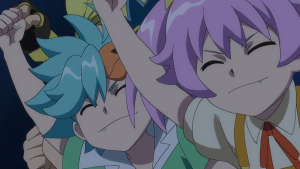 Beyblade Burst - A Serpente Alada! Quetziko
