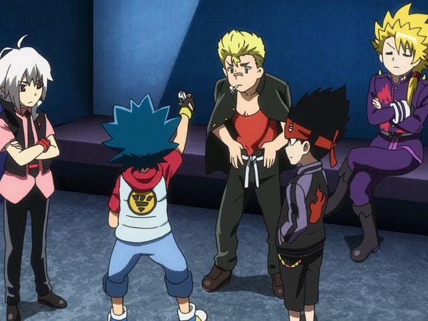 Beyblade Burst - Mega Chamas! Sabres Duplos!
