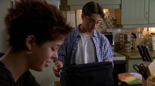 Degrassi: The Next Generation - Mirror in the Bathroom