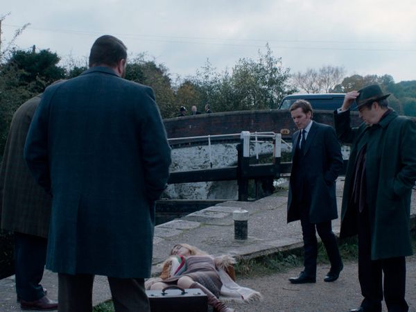 El Detective Endeavour - Zenana