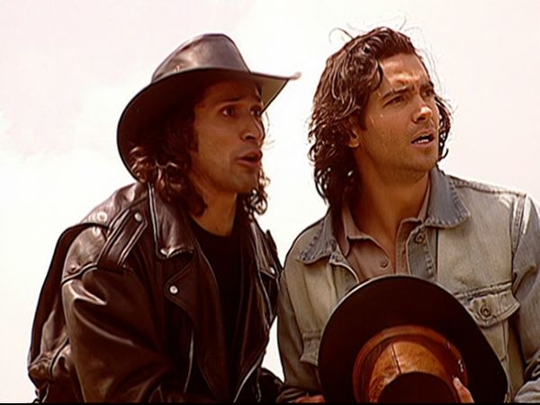 Pasión de gavilanes - Entre matones y espectros