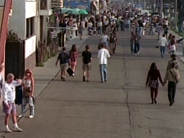 Pacific Blue - Episode 101