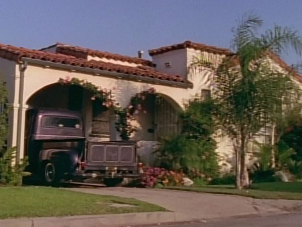 Pacific Blue - Episode 213
