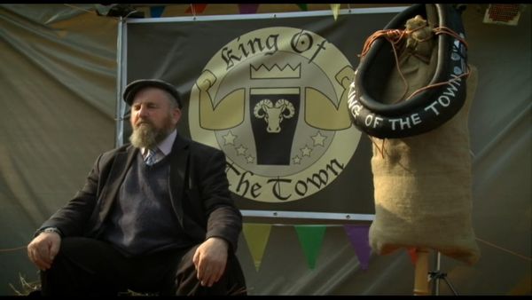 Hardy Bucks - King Of The Town