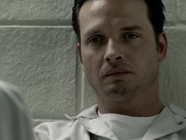 Rectify (LAS) - Bajo la piel