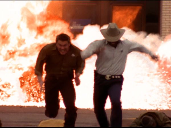 Walker Texas Ranger - Bryllupsklokker, del 1