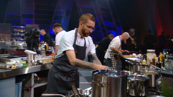 Iron Chef Canada - Battle Bivalves