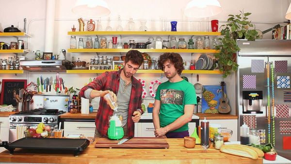 Brothers Green: EATS! - Lo smutandiere al tonno di Malta/ Torta di mais con bacon caramellato