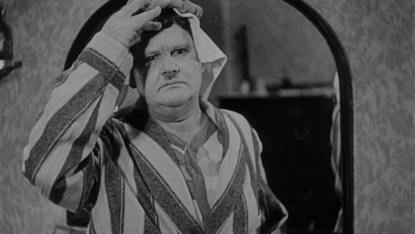 The Laurel & Hardy Show - The Laurel & Hardy Show: Helpmates