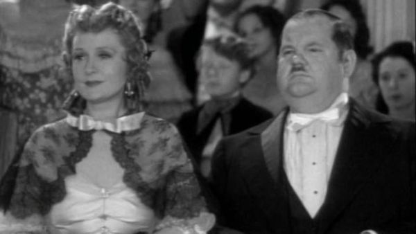 The Laurel & Hardy Show - The Laurel & Hardy Show: Zenobia