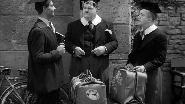 The Laurel & Hardy Show - The Laurel & Hardy Show: A Chump At Oxford