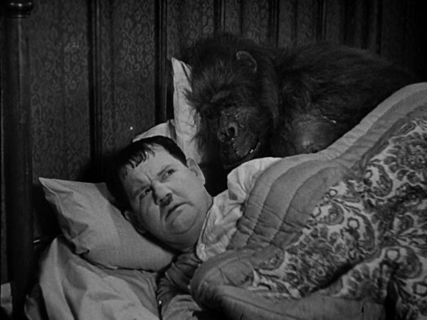 The Laurel & Hardy Show - The Laurel & Hardy Show: The Chimp