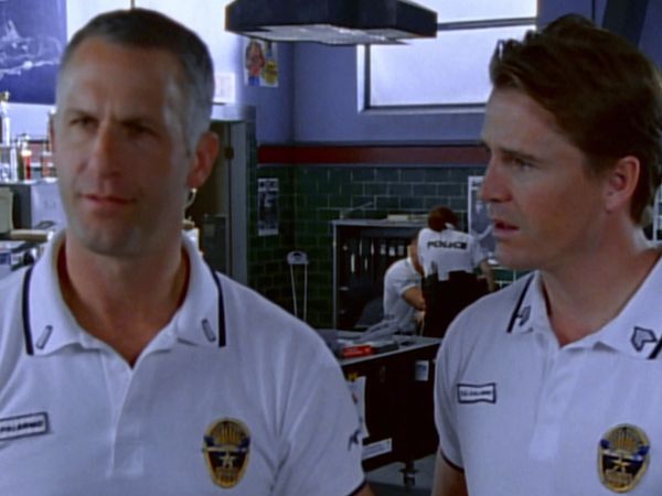 Pacific Blue - Episode 322
