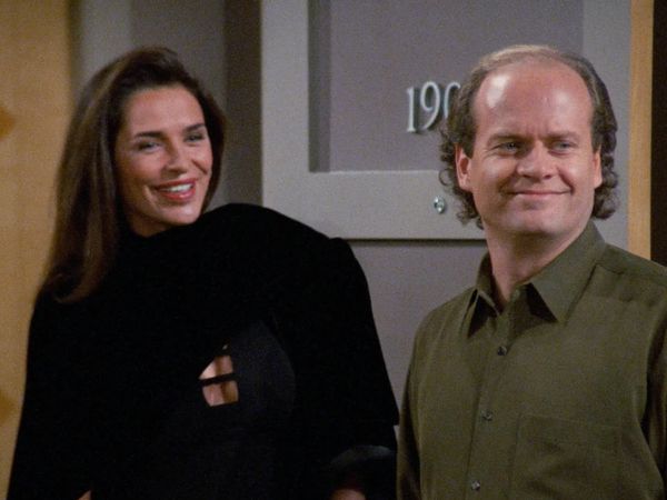 Frasier - Can't Buy Me Love