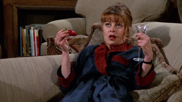 Frasier - Daphne Hates Sherry