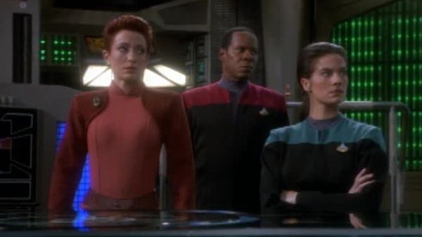 Star Trek: Deep Space Nine - Invasive Procedures