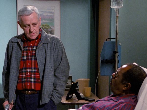 Frasier - Burying a Grudge