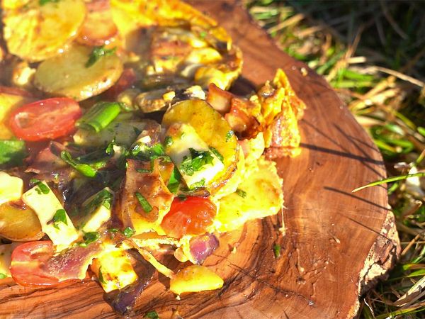Cook out - draußen auf´kocht! DE - Märchenhaftes Bauern-Omelette