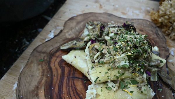 Cook out - draußen auf´kocht! DE - Waldravioli – Der Gaumenschmaus der Röhn