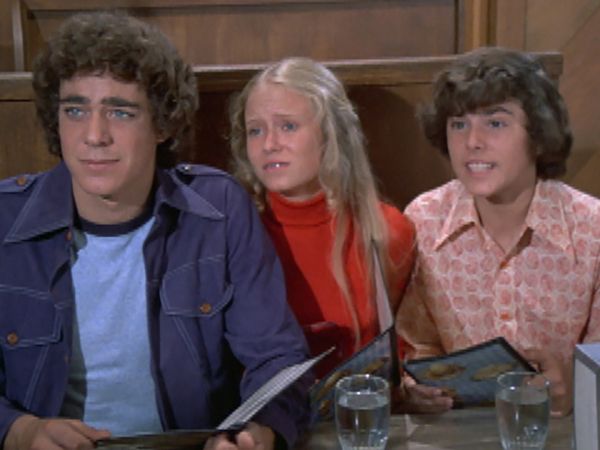 The Brady Bunch - Goodbye Alice Hello