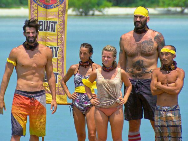 Survivor - The Jocks vs. The Pretty People