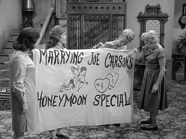 Petticoat Junction - Honeymoon Hotel