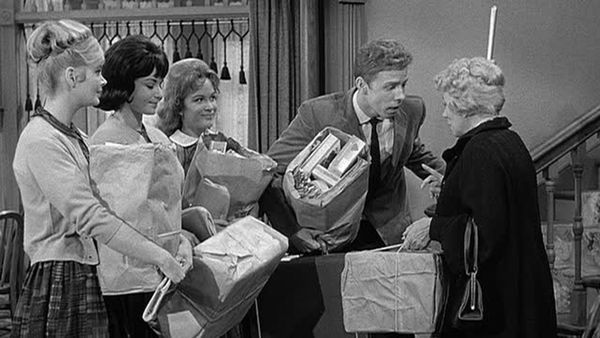 Petticoat Junction - Uncle Joe's Replacement