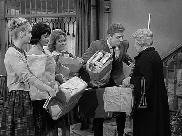 Petticoat Junction - Uncle Joe's Replacement