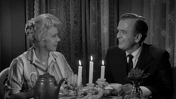 Petticoat Junction - A Millionaire For Kate
