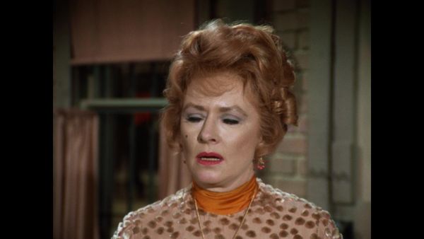 Gunsmoke - Kitty's Love Affair