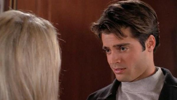 Melrose Place - Oppdrag: Mor