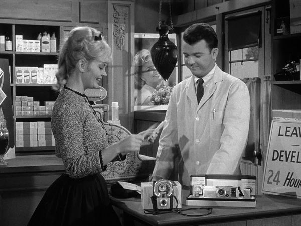 Petticoat Junction - My Dog, The Actor