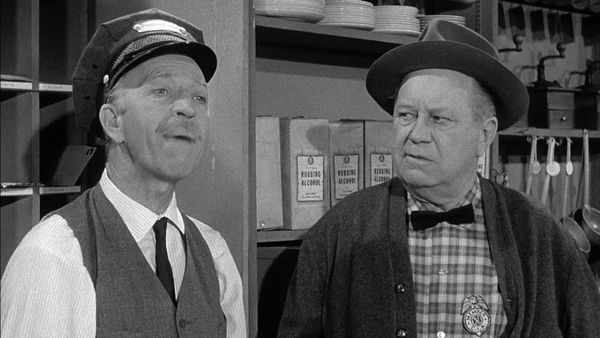 Petticoat Junction - The Hooterville Crime Wave
