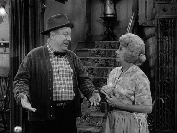 Petticoat Junction - Who's Afraid Of The Big Bad Jinx