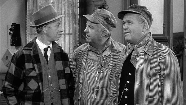 Petticoat Junction - The Mayor Of Hooterville