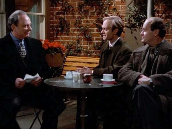 Frasier - A Word to the Wiseguy