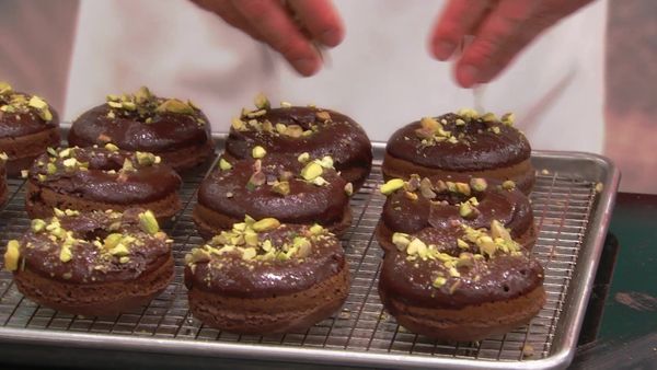 Donut Showdown CA - Masquerade
