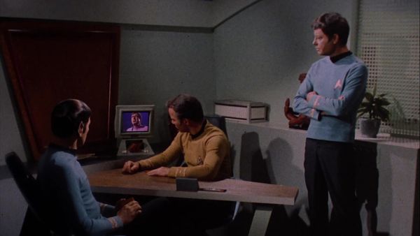 Star Trek: The Original Series - And The Children Shall Lead