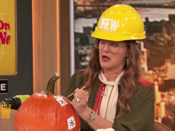 The Drew Barrymore Show - Thrifty Week with Bobby Flay, The Old Gays