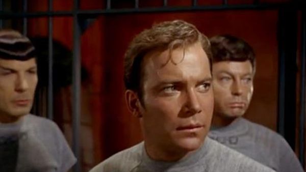 Star Trek: The Original Series - Bread And Circuses